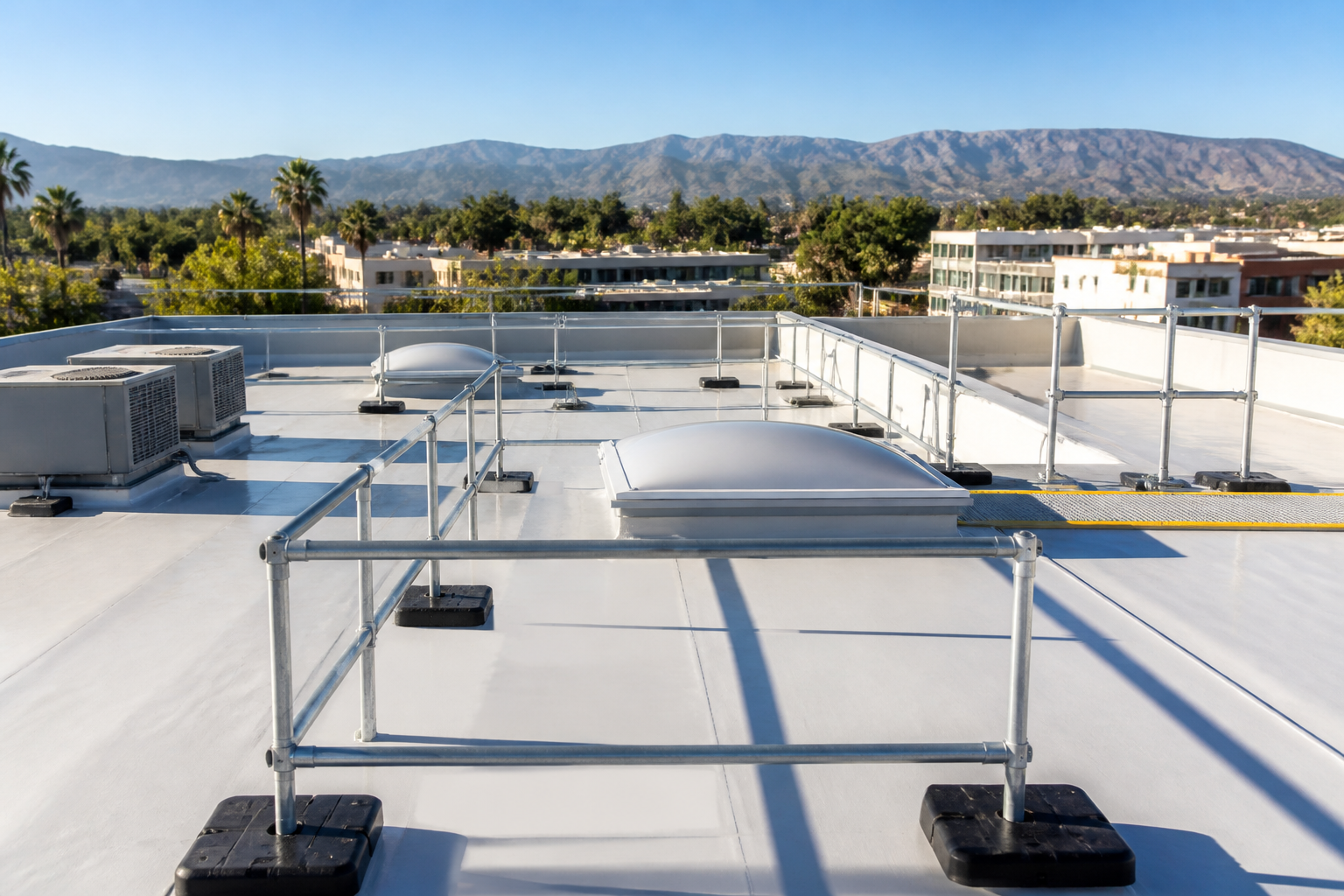 Commercial Roof Safety Regulations: OSHA Compliance Guide for LA Property Owners